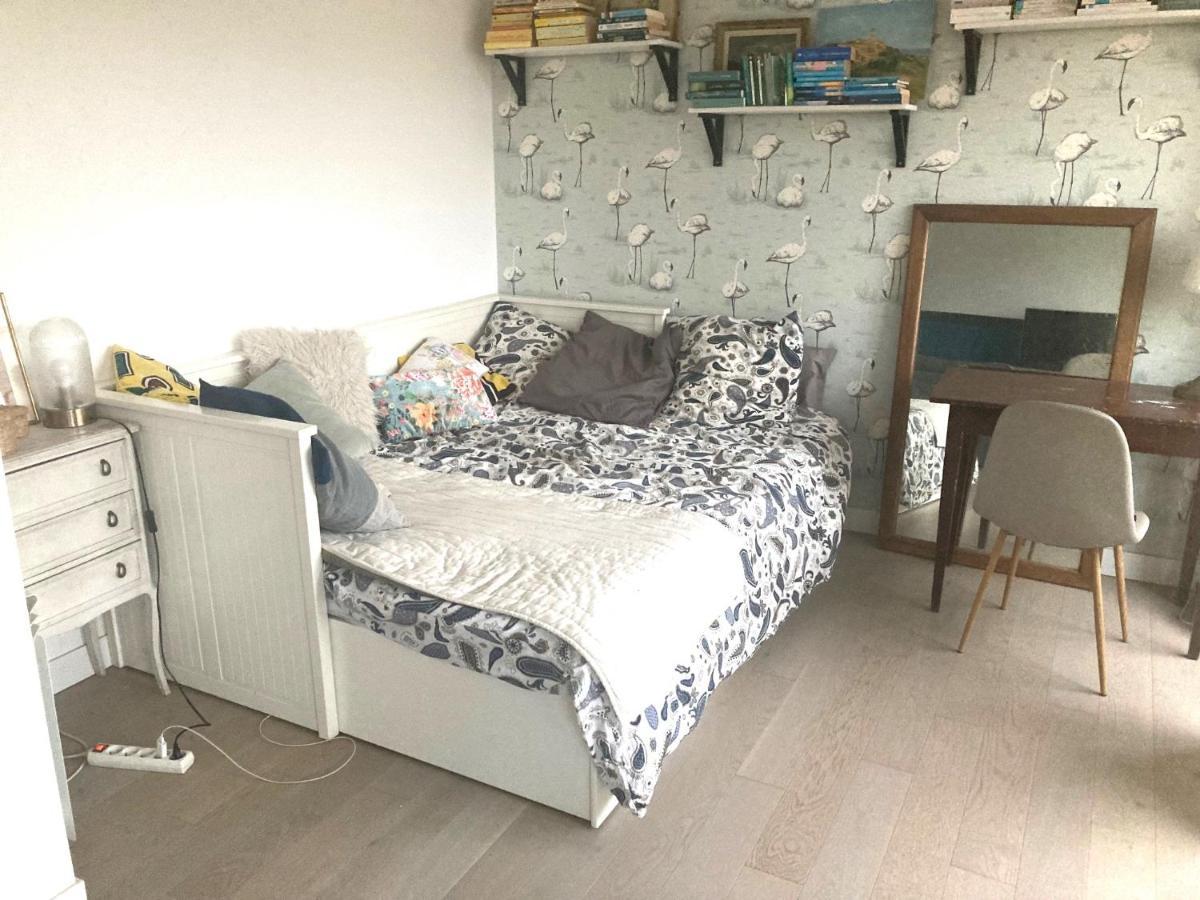 Appartement Lumineux 2 Chambres ซีบูร์ ภายนอก รูปภาพ