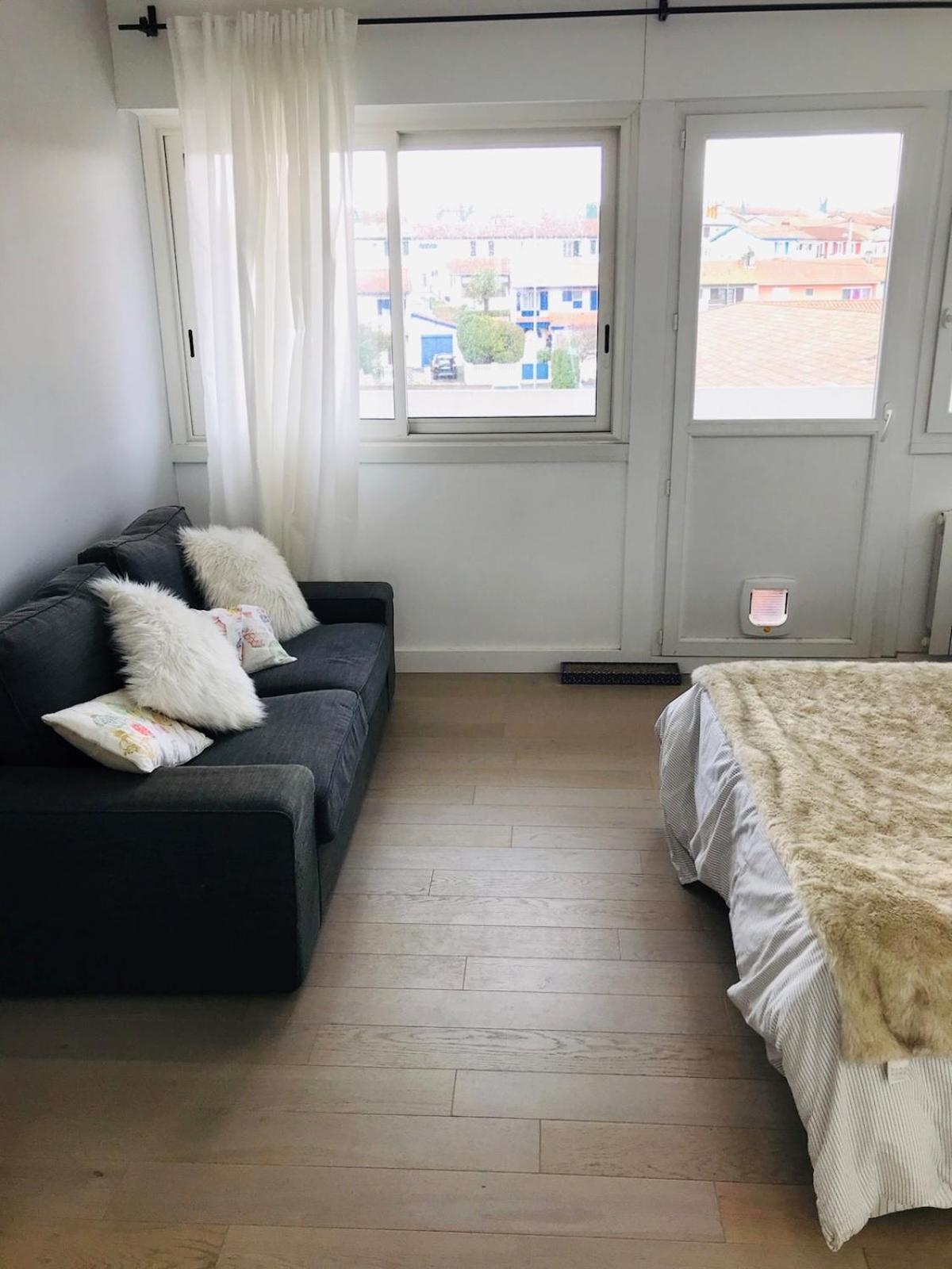 Appartement Lumineux 2 Chambres ซีบูร์ ภายนอก รูปภาพ